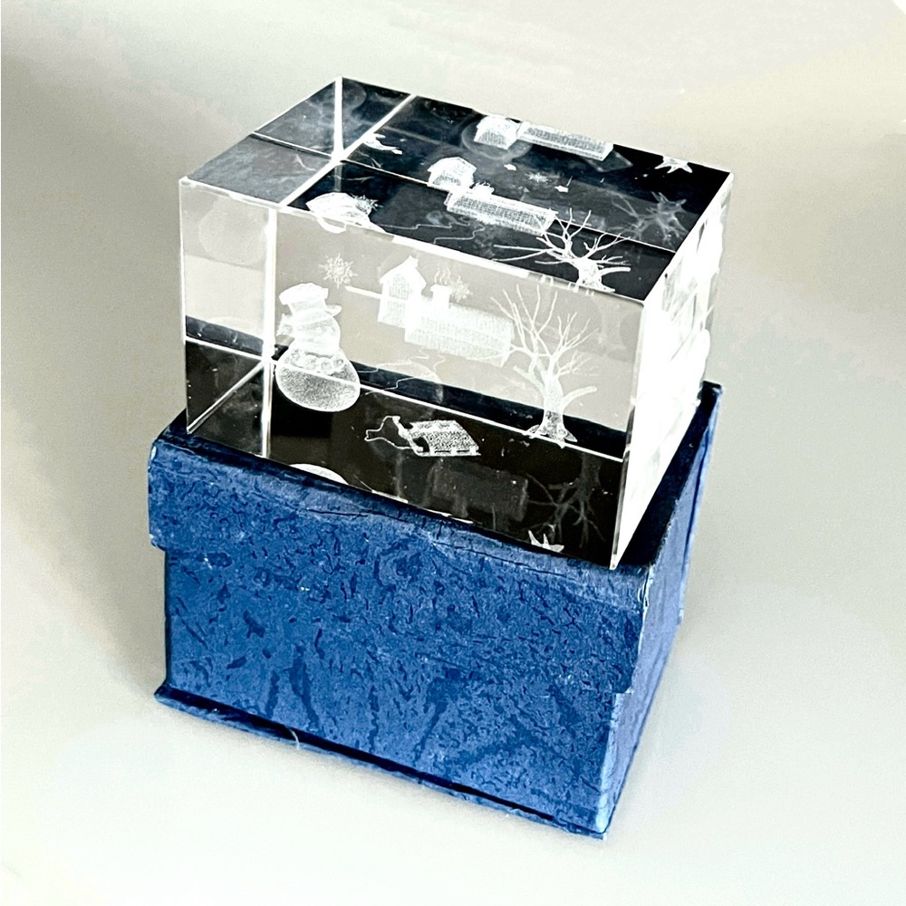 snowman 3D laser-cut glass paperweight 3"×2 " cube Christmas New in a box